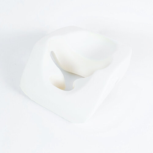 Prone face cushion 'Zermatt', large